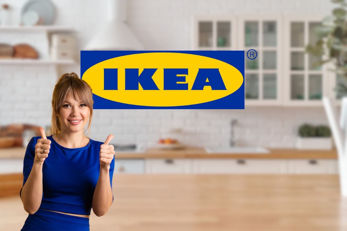 cucina, donna e logo ikea